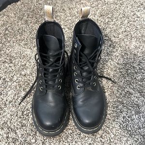 Vegan Doc Martens Combat Boot size 37/6.5
